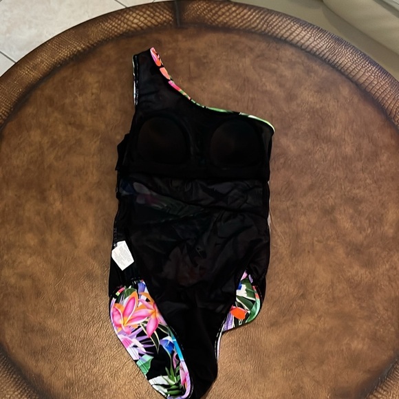 Shape Solver By Penbrooke Women’s Size 8 One Shoulder One-Piece Floral Swimsuit - Picture 5 of 9